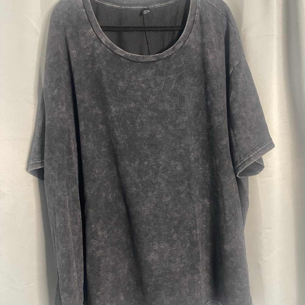 SHEIN Curve Charcoal Tee